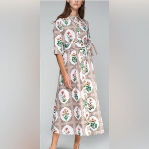 VILLAGALLO- motivo floral NWT